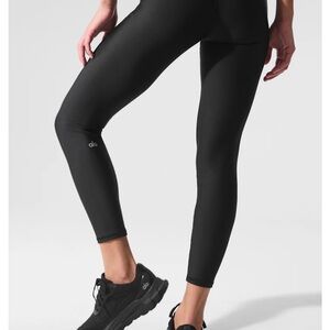 ALO Yoga Women's Classic Black Leggings
